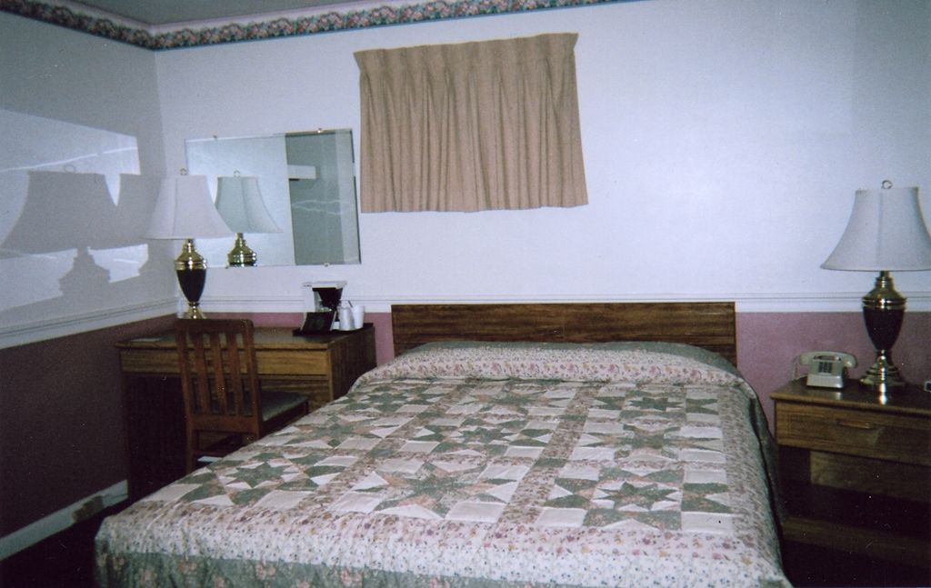 Judys Motel Bedford Room photo